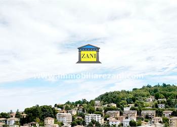 Villa bifamiliare ideale per due famiglie