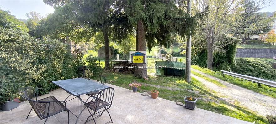 Photo 32