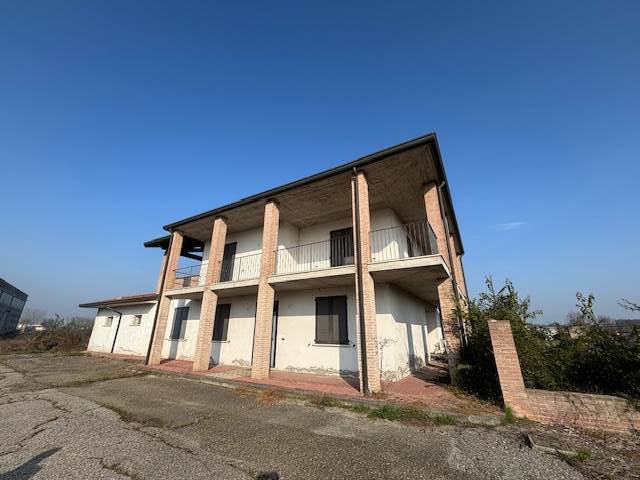 esterno abitazioni e uffici 