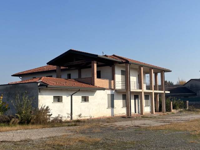 esterno abitazioni e uffici 