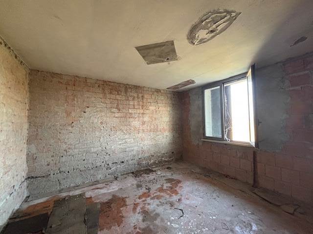 camera del bilocale al grezzo 