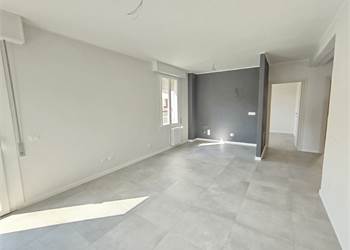 APPARTAMENTO TRE CAMERE CENTRO