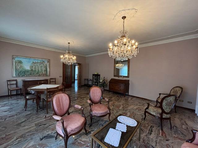 salone