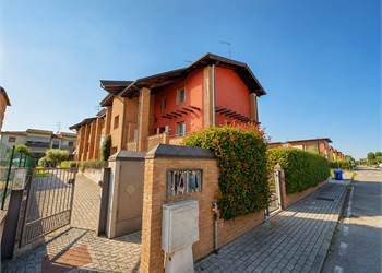 Appartamento In Vendita a Fontanellato